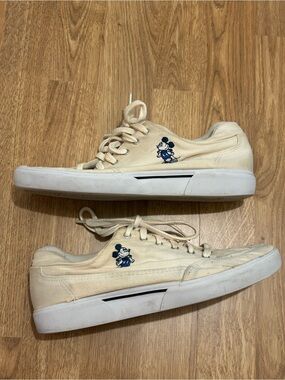 Vintage Disney Sneakers!!